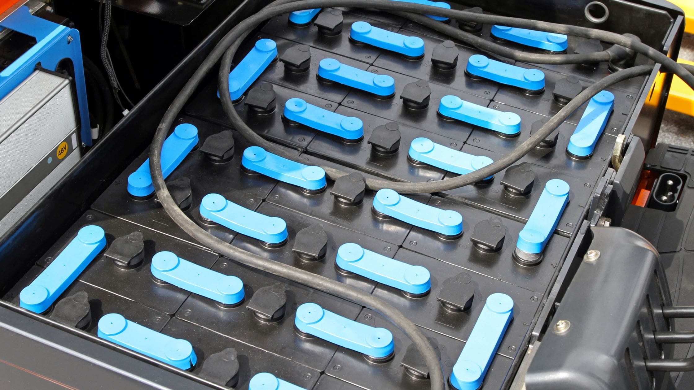 What is a Deep Cycle Battery